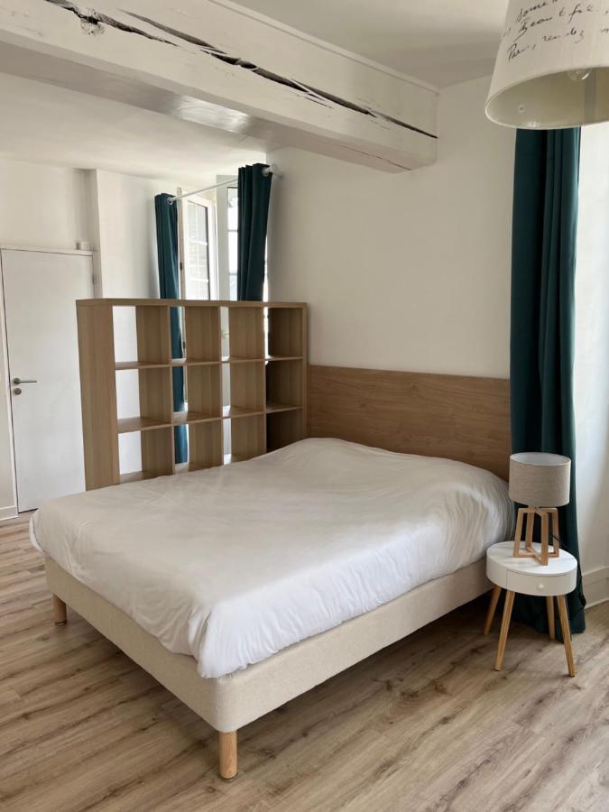 Appart'Hotel La Suze Sur Sarthe Екстериор снимка